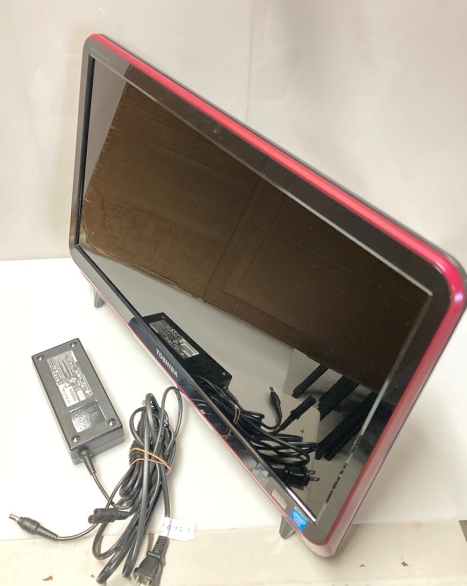 井3-8】TOSHIBA dynabook REGZAPC D712/V3HM 一体型PC Windows8 メモリ