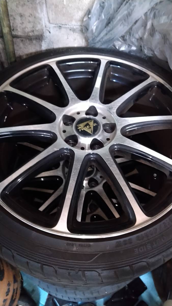 215/40R18　89W　86前期に取り付けておりました。　格安にて出品します。　倉庫整理です。_4