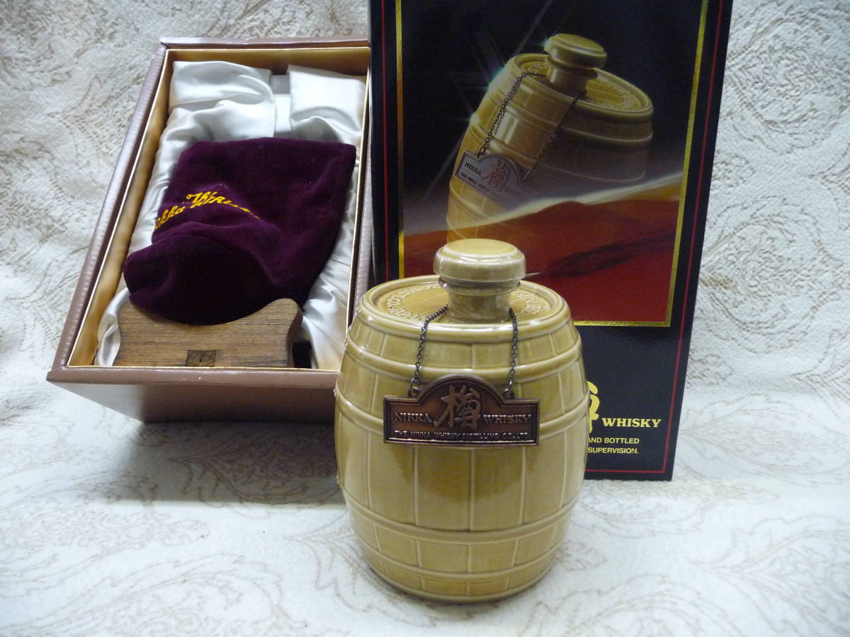 ◇ウイスキー◇NIKKA◇樽◇陶器ボトル◇700ml◇43度◇未開