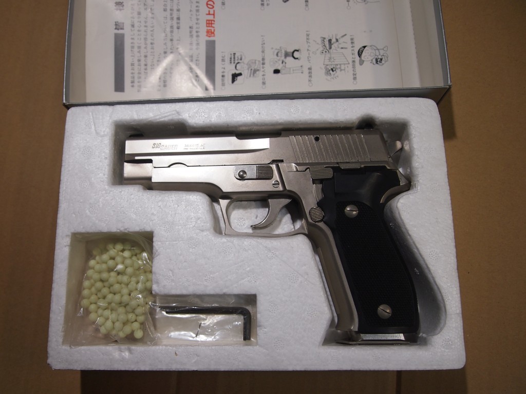 タナカ シグP226 シルバー マグナブローバック トイガン ミリタリー
