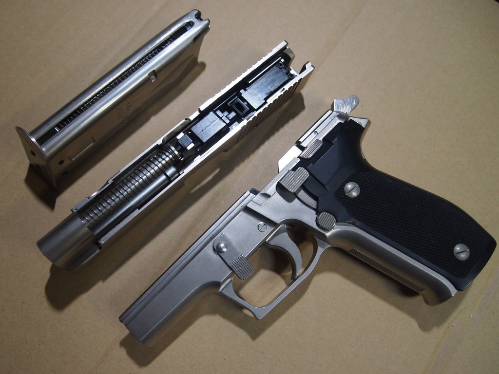タナカ SIG SAUER P226 ニッケルシルバーメッキ マグナブローバック
