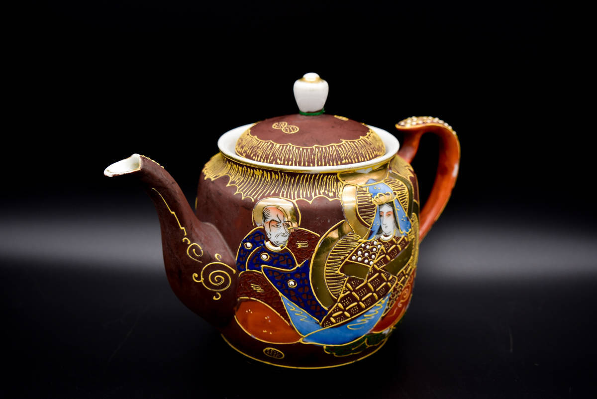 薩摩焼色絵美人桜図水差し 水差し、 九谷焼金彩色絵水差し、水差し、茶道具 薩摩焼 ⁄ 急須 古薩摩 明治期 水差し 水指 香山（造）金彩色絵萩