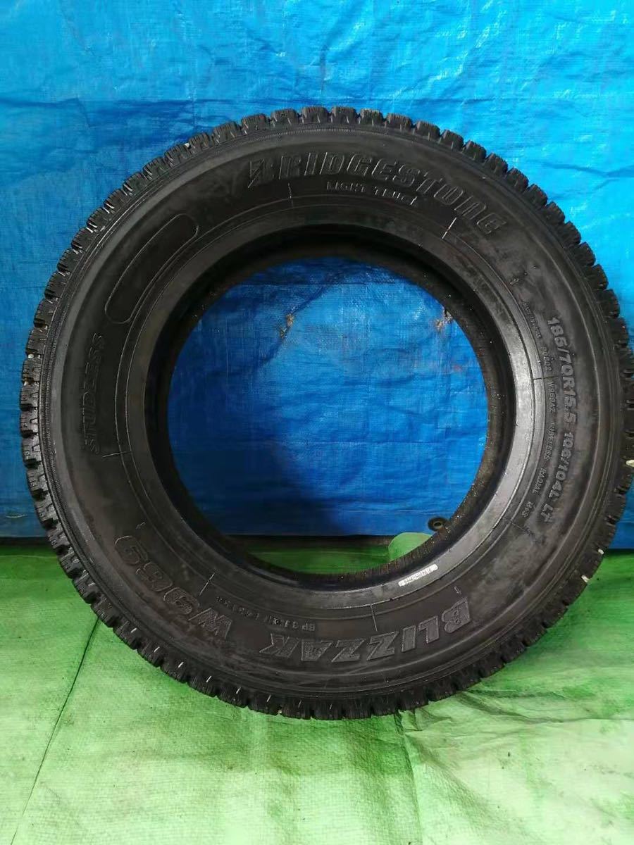 185/70R15.5 106/104L LT ブリジットBLIZZAK Ｗ969 スタッドレス2本 ブリヂストン 106&frasl;104L BLIZZAK 価格｜185&frasl;75R15 デュラビス Shippin