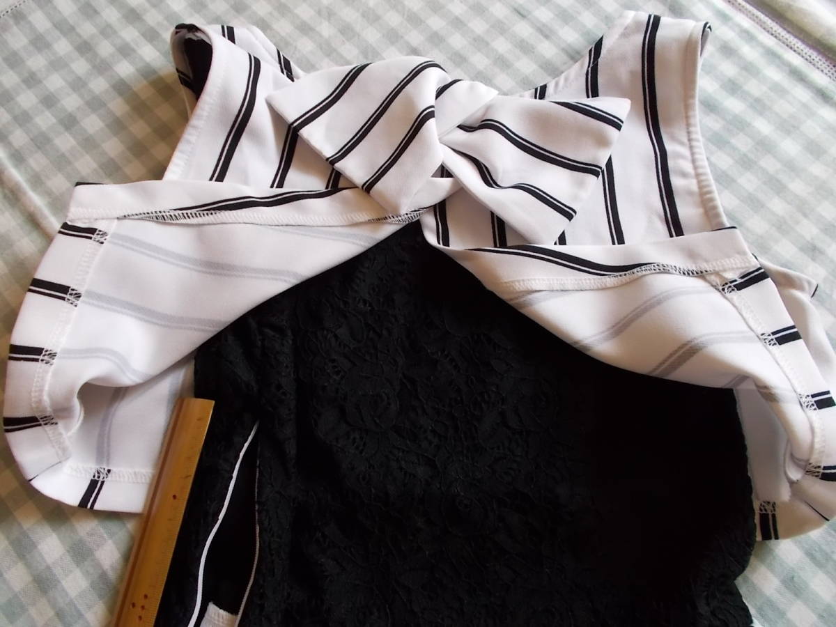 Cecil Mcbee セシルマクビー 白地に紺ストライプのノースリーブワンピース Mサイズ 状態良いきれい ワンピース ミニ 売買されたオークション情報 Yahooの商品情報をアーカイブ公開 オークファン Aucfan Com