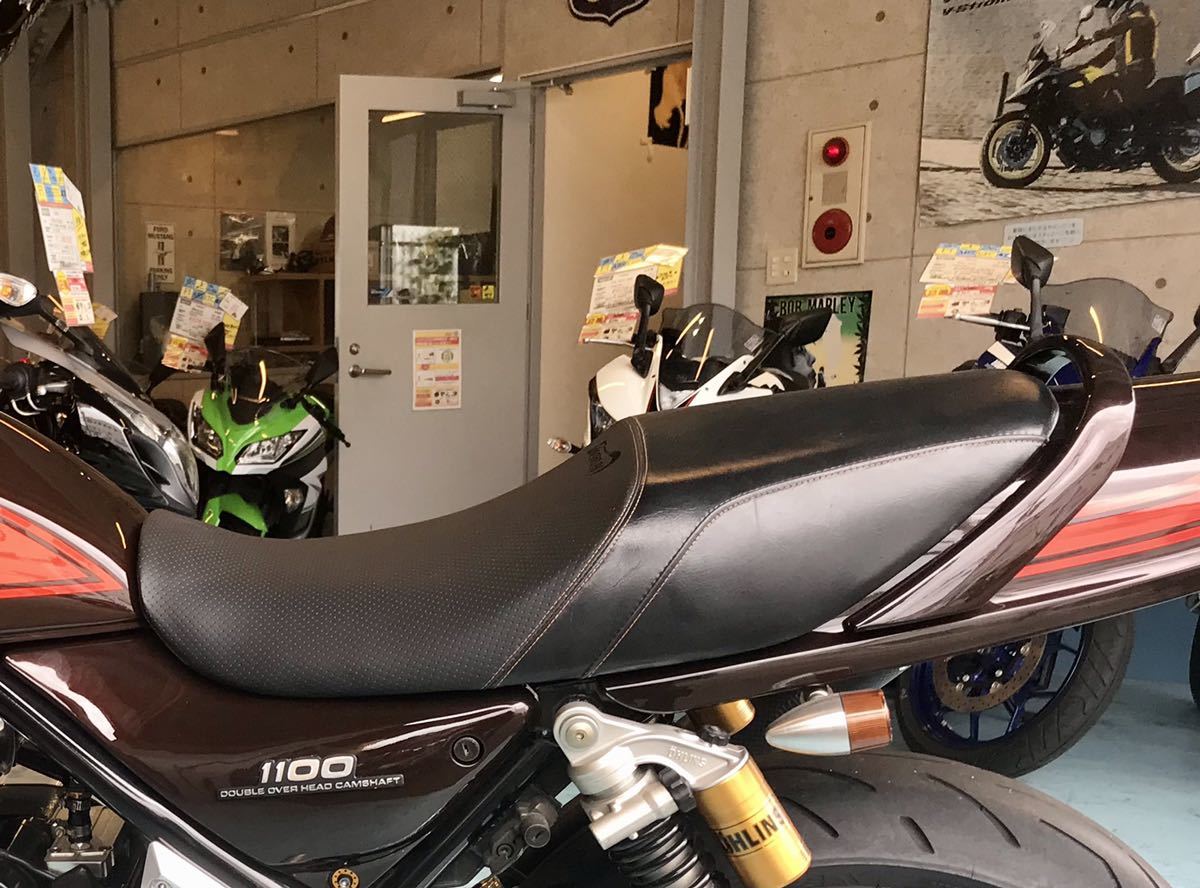 ゼファー1100の純正加工TO'S CUSTOM スプリームシート | スプリーム
