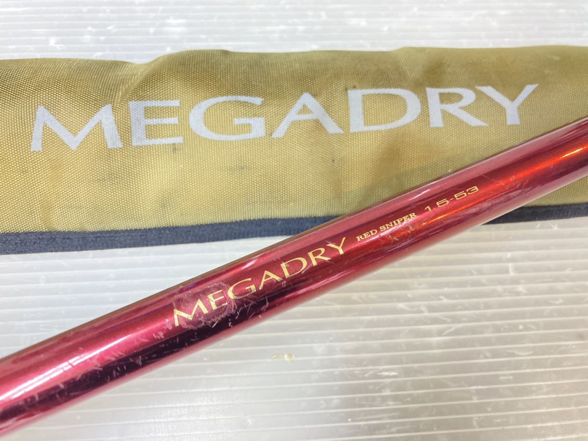 PQ557. DAIWA ダイワ MEGADRY Air メガドライ エアー 赤 レッド
