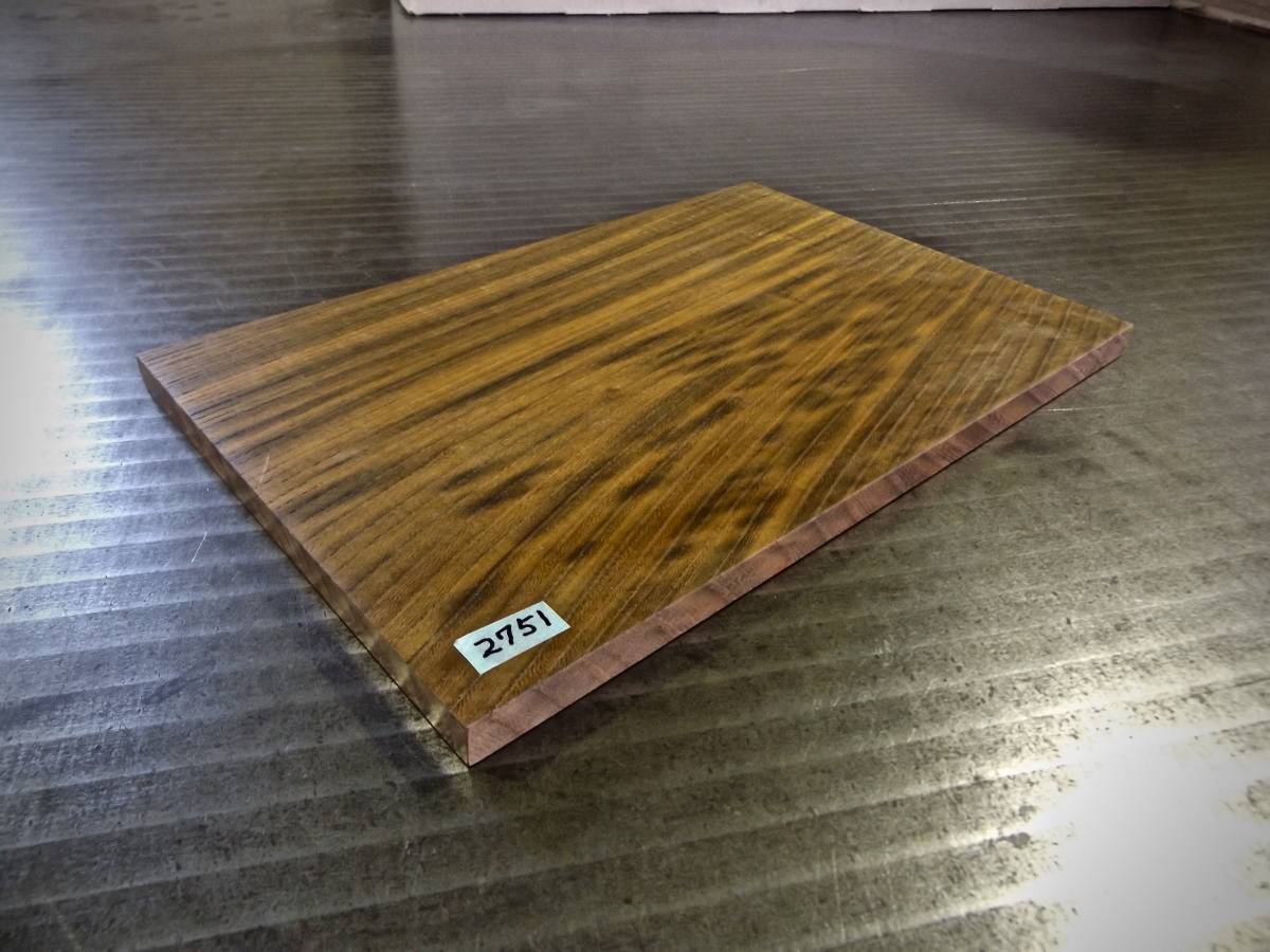 【定番人気，爆買い】 神代欅 300&times;200&times;13 mm 1枚 乾燥済み 無垢一枚板 2751 ケヤキ けやき 木材 花台 チジミ杢 キヤンプ 道具 まな板(欅（けやき）)｜売買されたオークション情報、yahooの商品情報をアーカイブ 板、シート