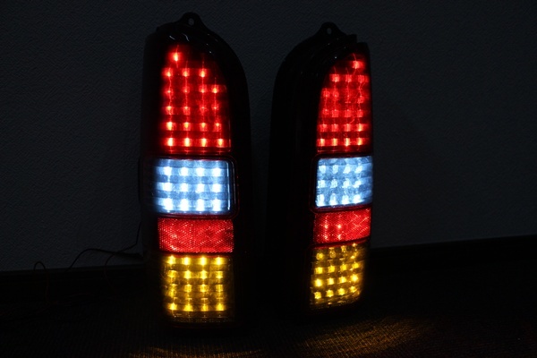 エブリイワゴン DA17W オールLEDテールランプ DA18W マラソン期間中