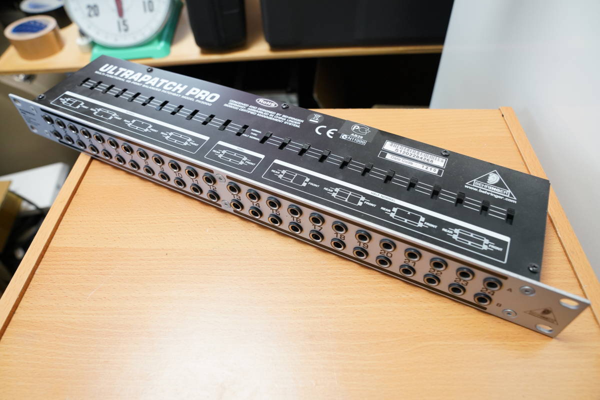 パッチベイ】BEHRINGER ULTRAPATCH PRO PX3000 ベリンガー PX3000