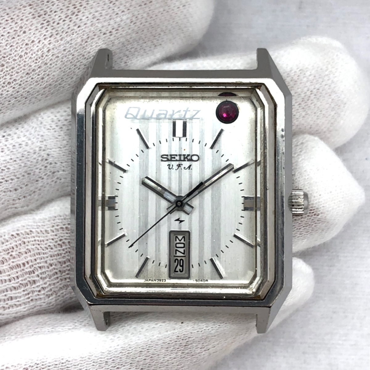 希少 セイコー VFA メンズクオーツ腕時計 カ*ル様 超希少 SEIKO 