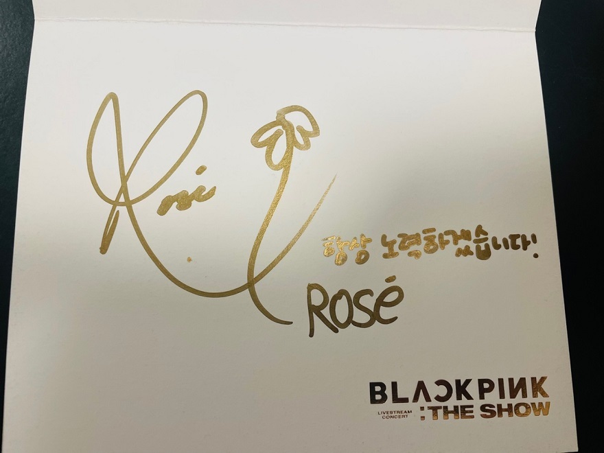 ロゼ BLACKPINK SHOW ROSÉ BLACKPINKジス直筆サイン入り☆THE フォト