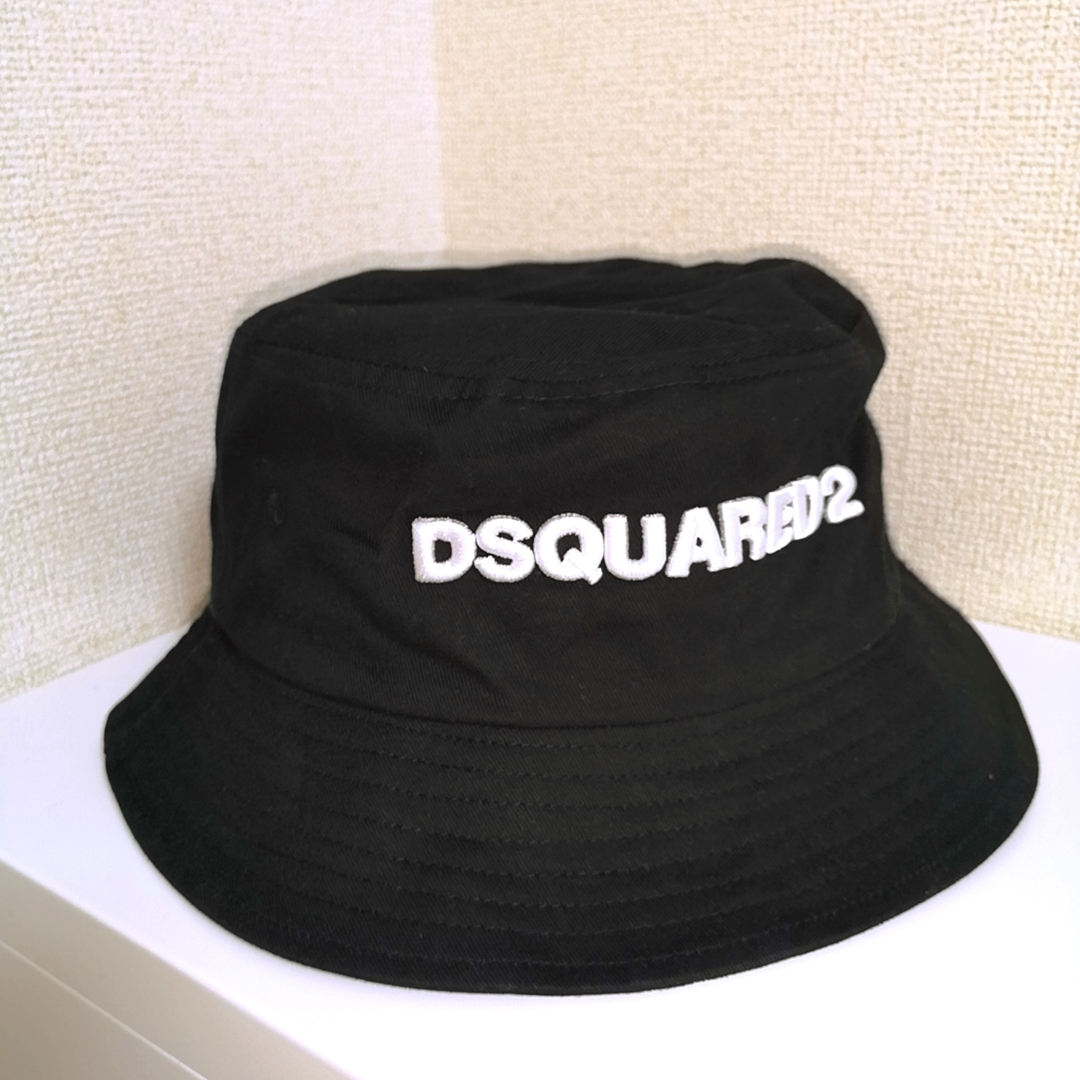 【得価，人気セール】 DSQUARED2 ディースクエアード エンボス キャンプ 帽子 キャップ 黒白 ユニセックス フリーサイズ(その他)｜売買されたオークション情報、yahooの商品情報をアーカイブ公開 - オークファン その他