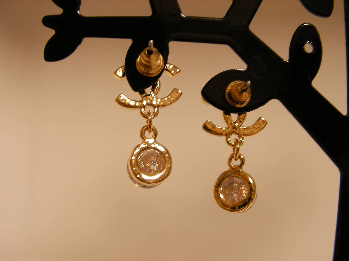 CHANEL シャネル ココマーク ラインストーン C22B ピアス ゴールド