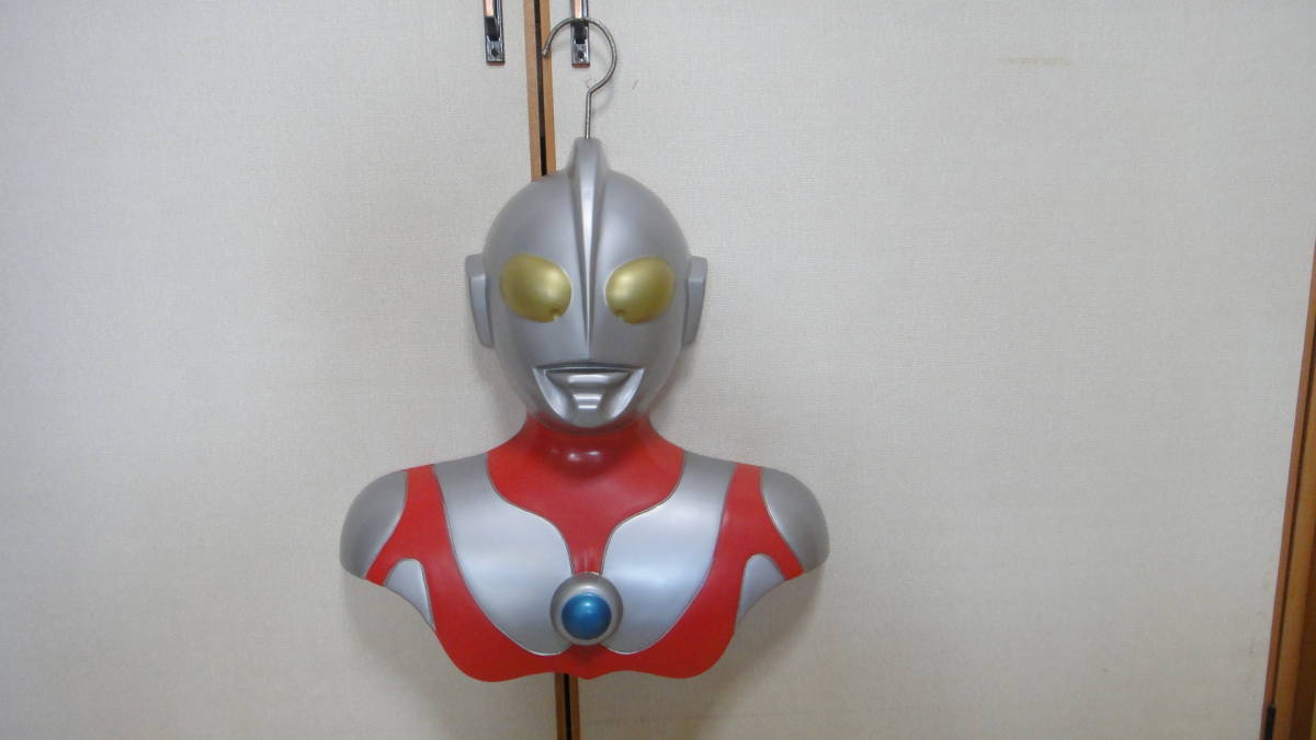 ウルトラマン　立体ハンガー　BANDAI 当時物　レア　希少 ウルトラマン 当時物 BANDAI ウルトラマンハンガー 立体ハンガー レア