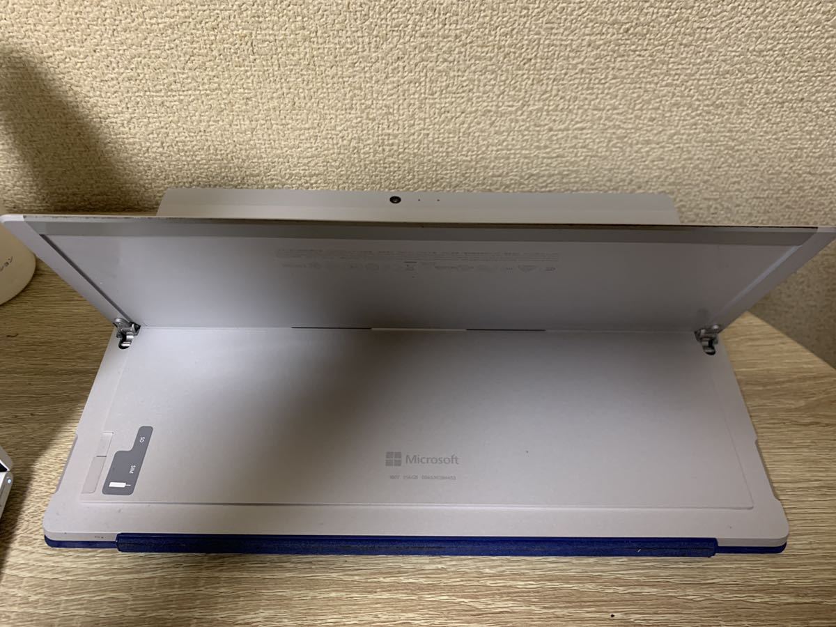 Surface Pro5 i5 8GB 256GB LTE Advanced Surface Pro Microsoft and