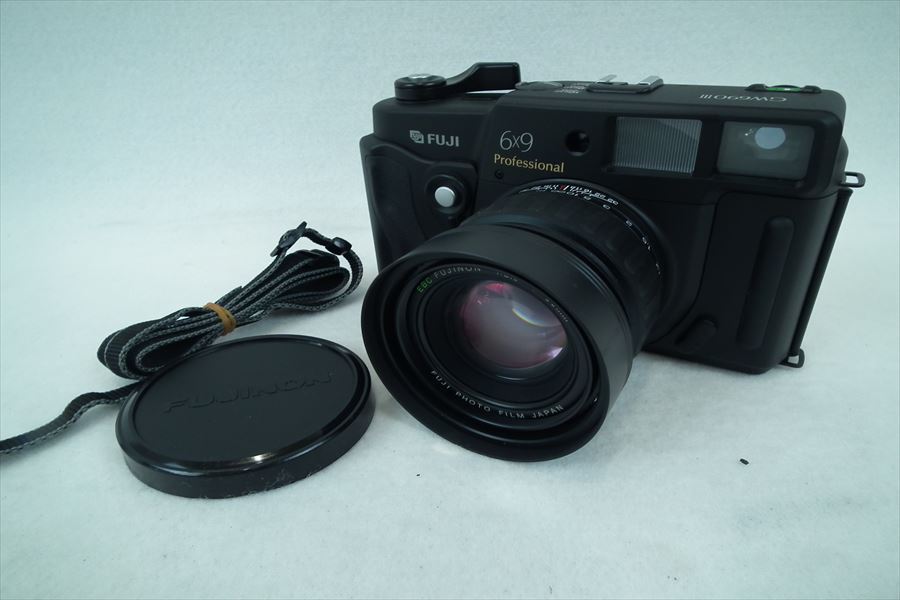 ☆FUJIFILM 富士フィルム GW690iii 中判カメラ f3.5 90mm シャッター