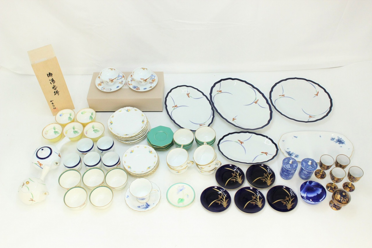 希少】 ウェッジウッド 旧刻印 ピーターラビット食器セット 絵本