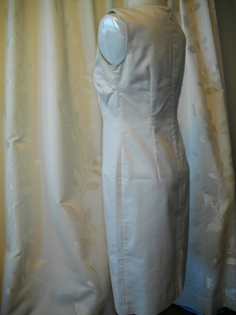 着回しやすいベージュのシンプルワンピース 清楚上品 ９arサイズs M Louiseルイーズ Mサイズ 売買されたオークション情報 Yahooの商品情報をアーカイブ公開 オークファン Aucfan Com