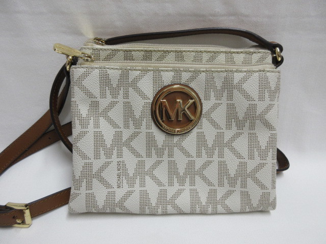  M32043 MICHAEL KORS マイケルコース ミニショルダー 斜めがけ MKロゴ(その他)｜売買されたオークション情報、yahooの商品情報をアーカイブ公開 - オークファン その他
