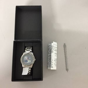 応援金】メジャーリーグ 2004年 腕時計 RICOH ふらつく MLB ヤンキース 