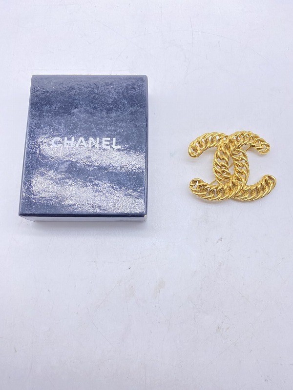正規品，お得 CHANEL シャネル ヴィンテージ ブローチ 箱付き CCマーク 