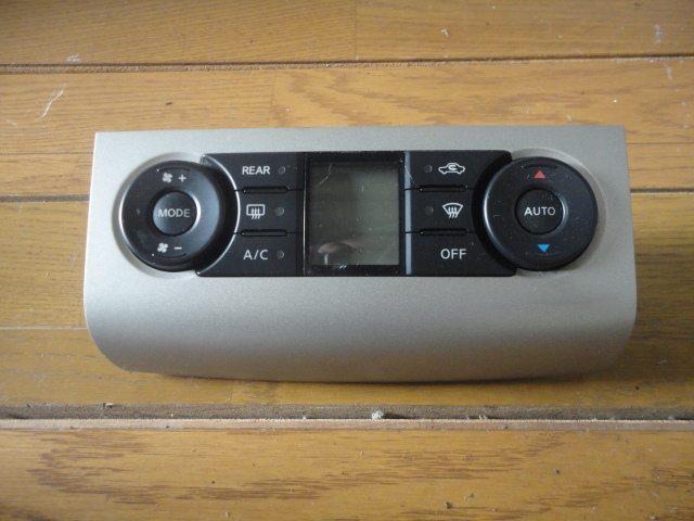 日産 セレナ C25 純正エアコンスイッチ 操作 パネル コントロール 空調 ヒーター c S W 前期 4wd Nc25 日産用 売買されたオークション情報 Yahooの商品情報をアーカイブ公開 オークファン Aucfan Com