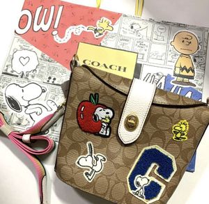 コーチ スヌーピー バッグのヤフオク の相場 価格を見る ヤフオク のコーチ スヌーピー バッグのオークション売買情報は46件が掲載されています