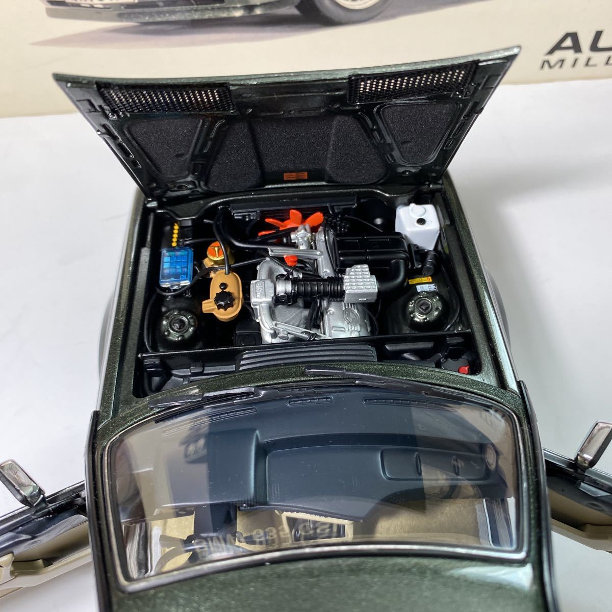 オートアート BMW 635CSi (1/18) 【公式通販】