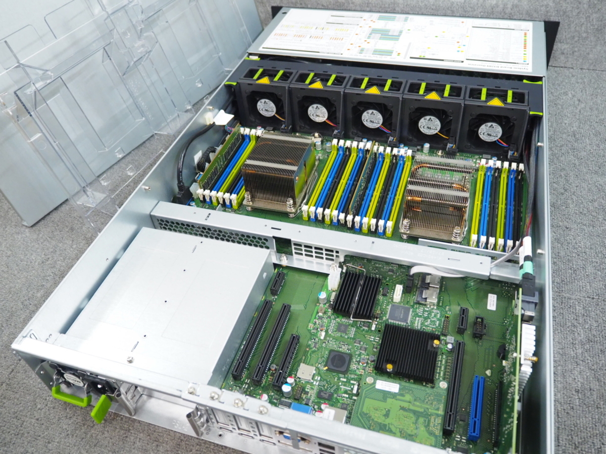 中古 FUJITSU PRIMERGY(プライマジー) RX2530 M4 2CPU対応 BTO