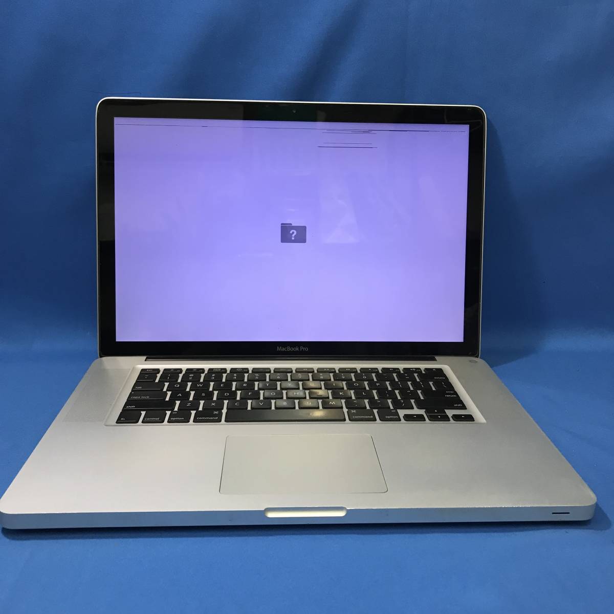 APPLE MACBOOK PRO - J - 78