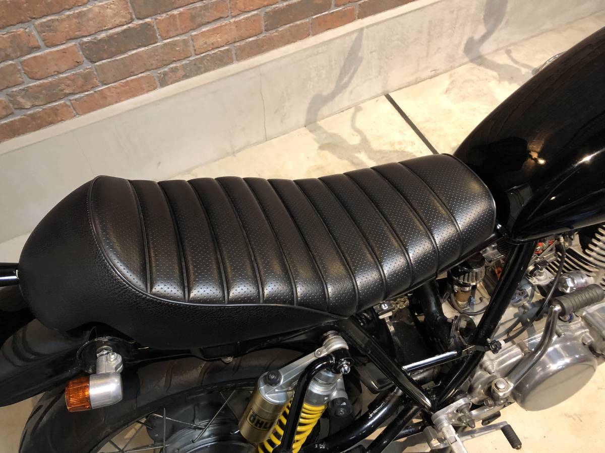 SR400/500 タックロールシート カスタム トラッカースタイル ヤマハ SR 