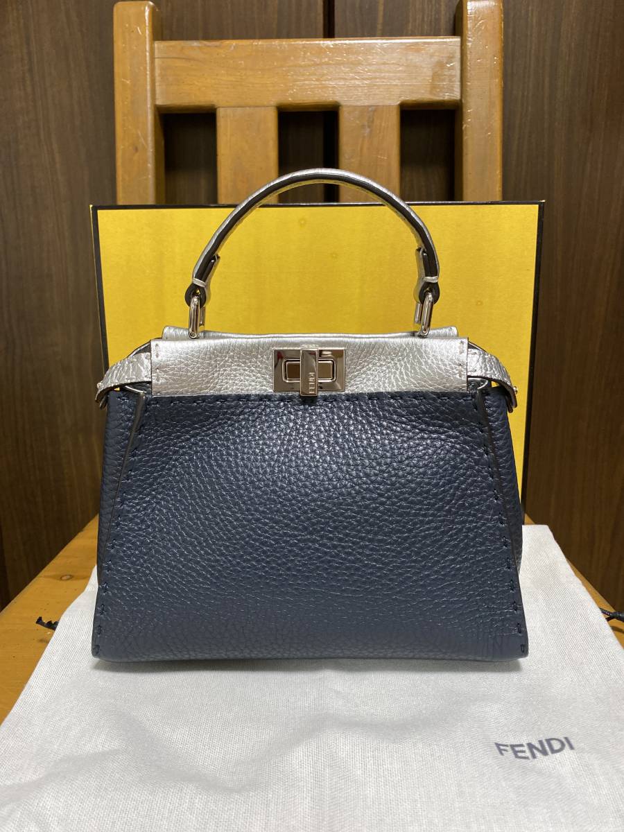 FENDI フェンディ　セレリア　ミニ　ピーカブー　20個限定モデル　雑誌掲載　銀座購入　ネイビーシルバー　超美品