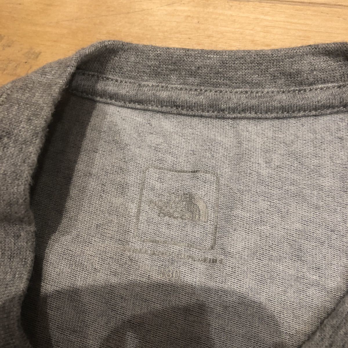 The North Face ノースフェイス キッズ 130 女の子 ロゴ ボックスロゴ ワンピース ロング丈 半袖ワンピース 半袖tシャツ 半袖 130 125 134cm 売買されたオークション情報 Yahooの商品情報をアーカイブ公開 オークファン Aucfan Com