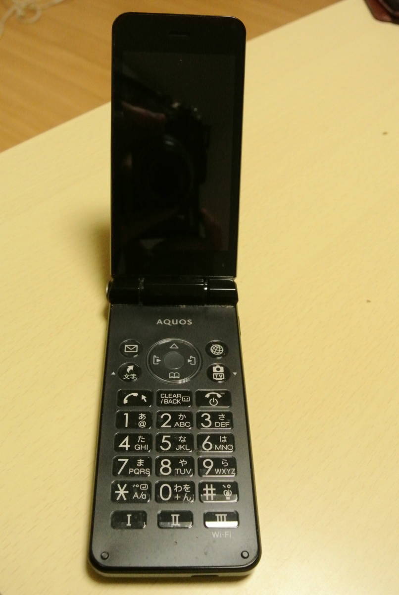 ✨ AQUOS ケータイ2 SHARP AQUOS NP601SH 携帯 AQUOS ケータイ 【良品