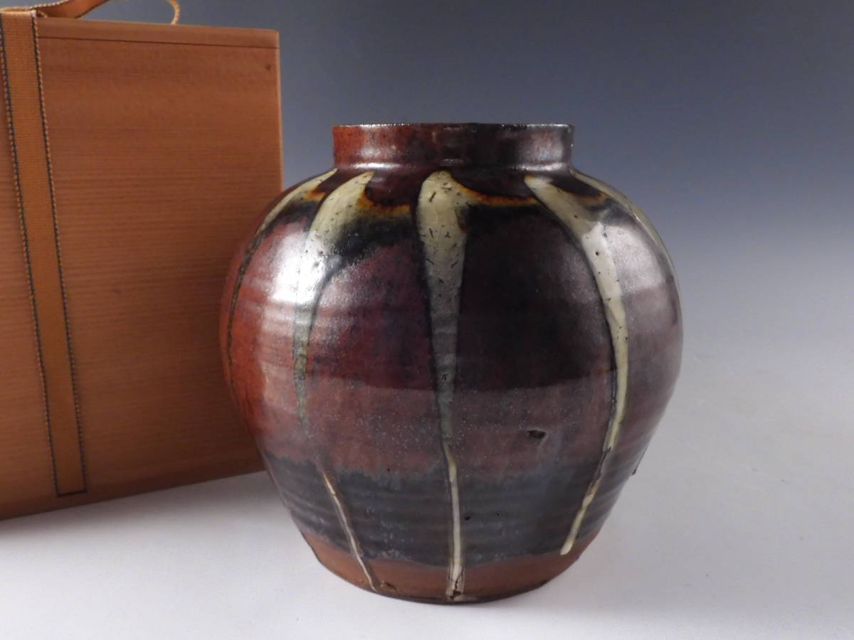 龍泉窯 青磁 | 収蔵品詳細 青磁袴腰香炉 作品を知る 明時代 龍泉窯青磁