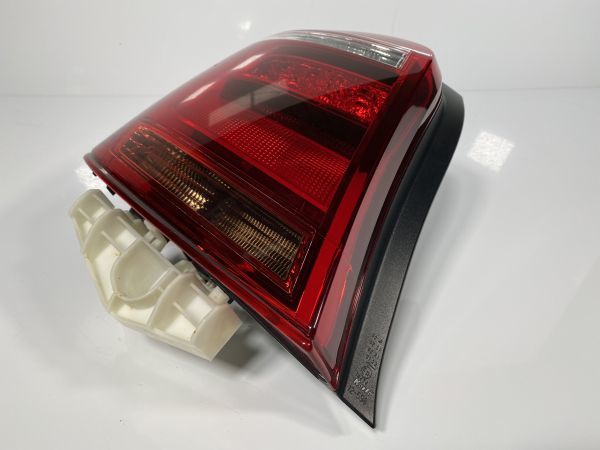 9735 美品 160系 カローラアクシオ NZE161⁄NKE165⁄NRE160 後期 純正 左