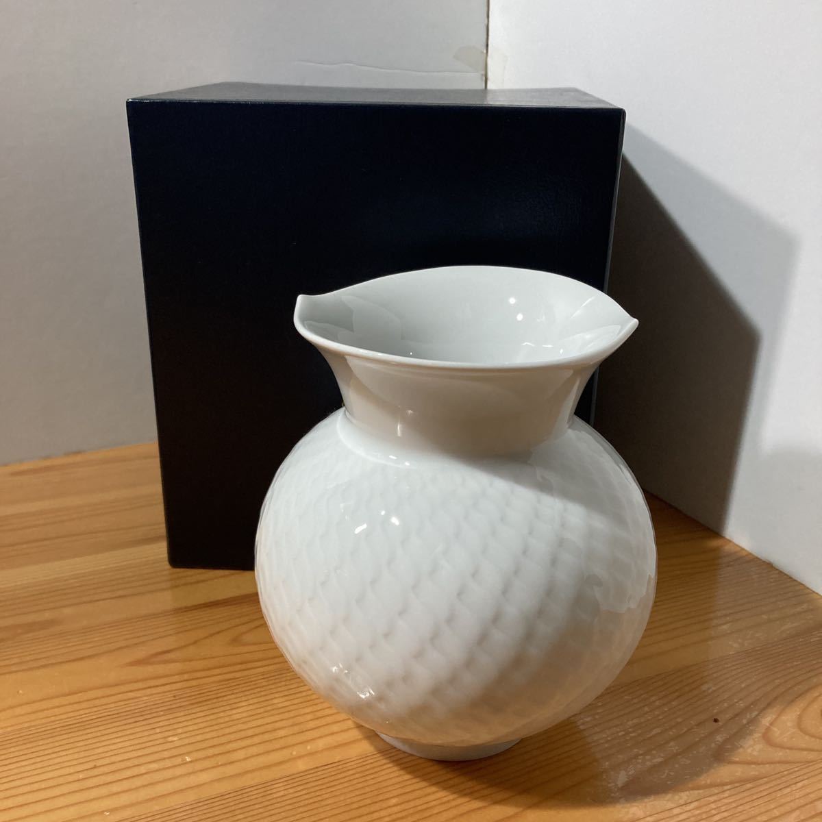 マイセン【波の戯れ　フラワーベース　1個】MEISSEN 花瓶