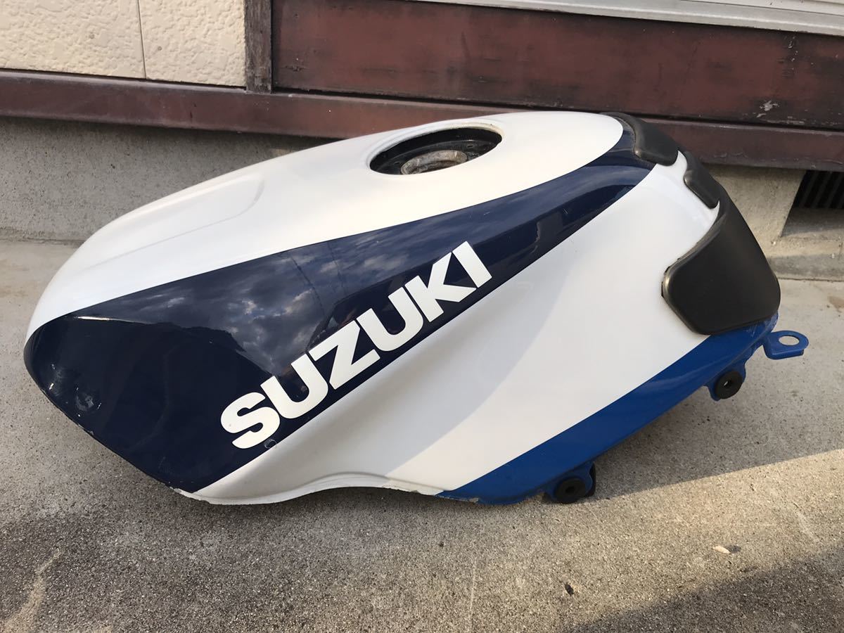 スズキGSX-R250R GJ73A ガソリンタンク | SFESUMMIT.COM