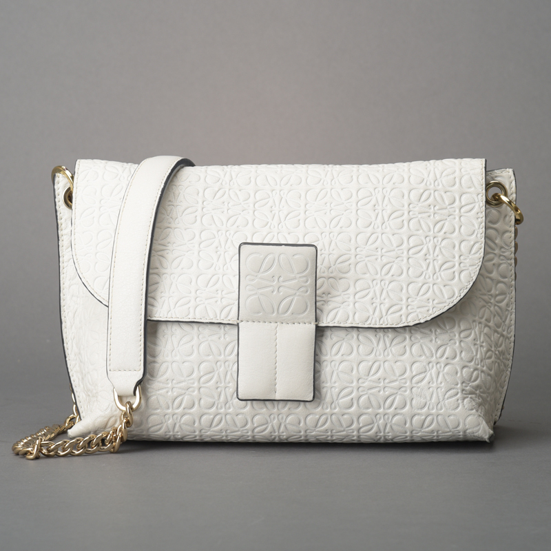 LOEWE アベニュー ロエベ チェーン チェーンショルダーバッグ 