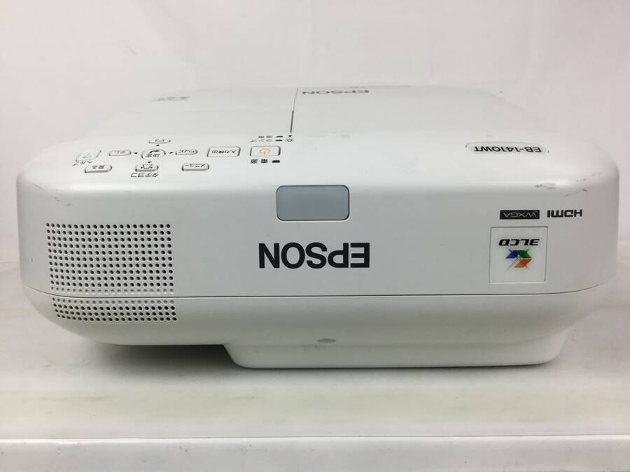 泉 izumi ケース一体型 マグネットスクリーン WOL-FXRV 72インチ 現行