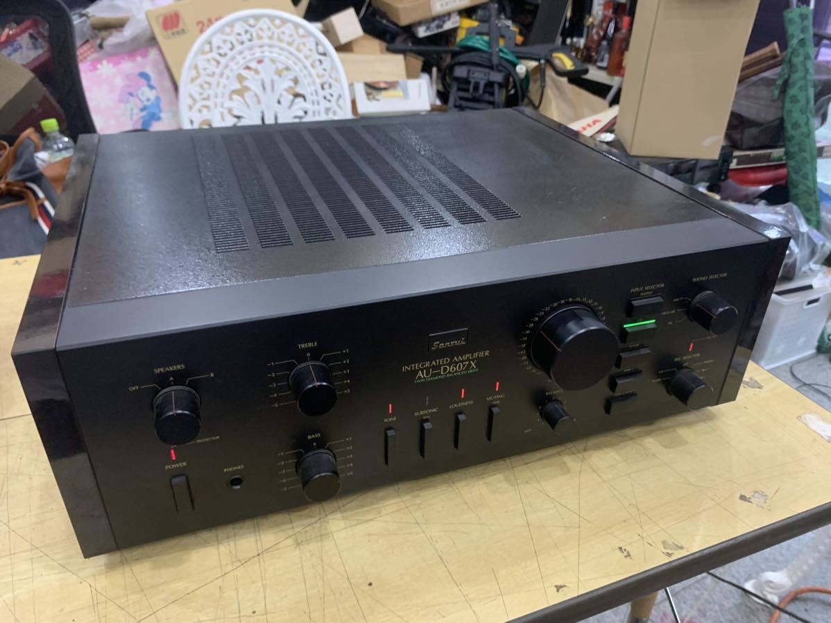79,800円・1984年Sansui AU-D607X プリメインアンプ 1984
