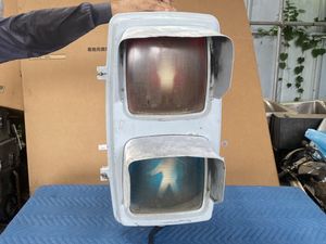 信号機 本物のYahoo!オークション(旧ヤフオク!)の相場・価格を見る