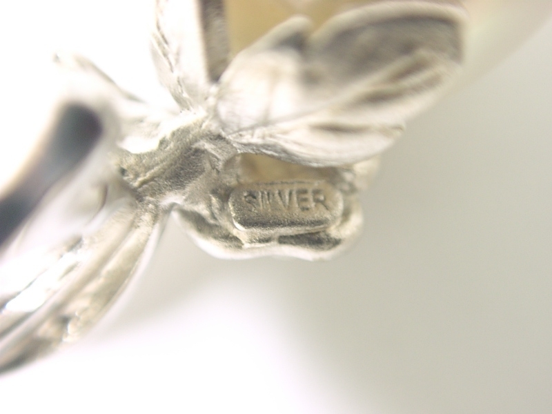 SILVER シルバー製 薔薇デザイン 白蝶真珠 ペンダントトップ