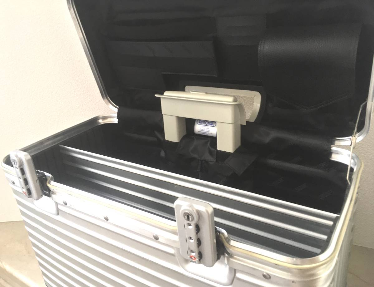 RIMOWA リモワ TOPAS トパーズ TSA パイロット トロリー 廃盤2輪