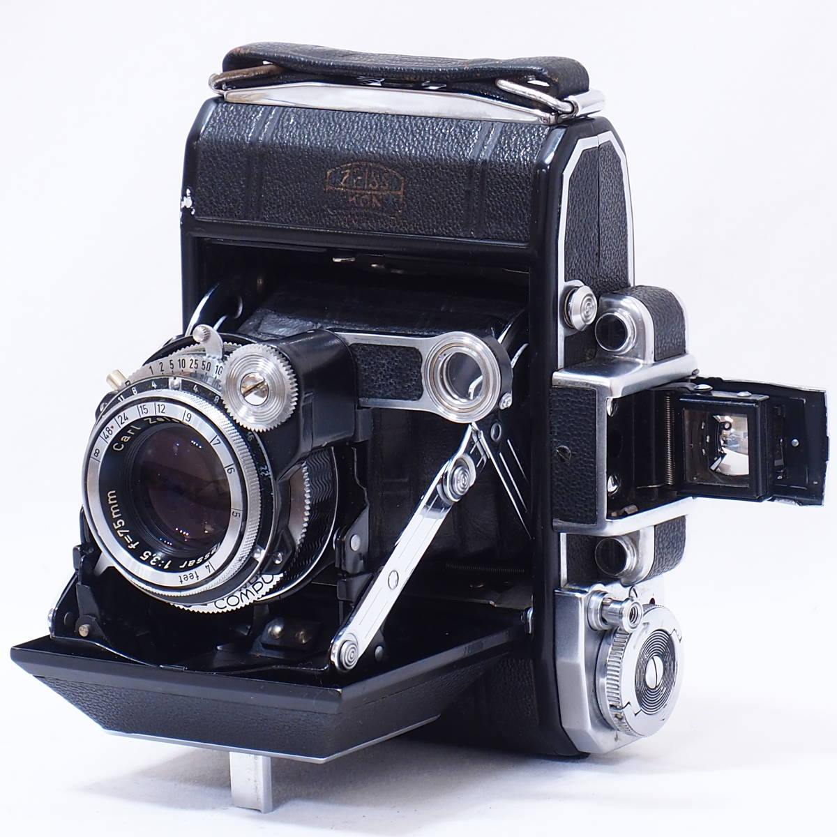 Zeiss Ikon 531/2 Zeiss Ikon Super Ikonta 530/2 — Concert Photos
