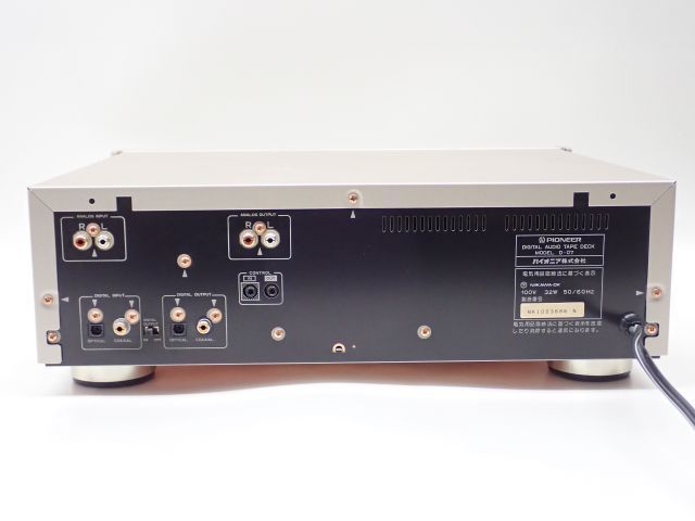 Pioneer パイオニア DATデッキ D-07 説明書/リモコン付き ¶ 6321C-5