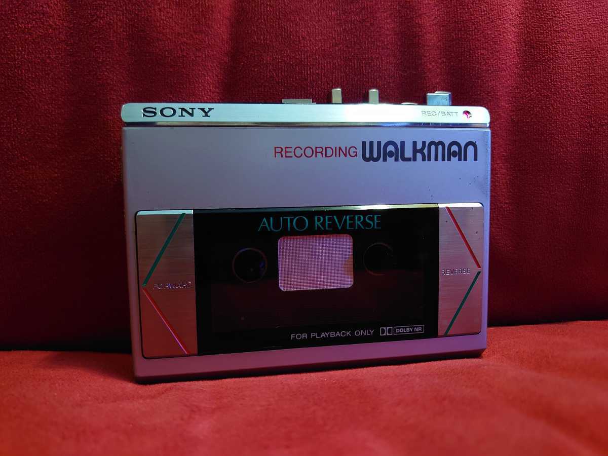 SONY WM-R55 メタルギア MGSV WALKMAN vintage PORTABLE CASSETTE