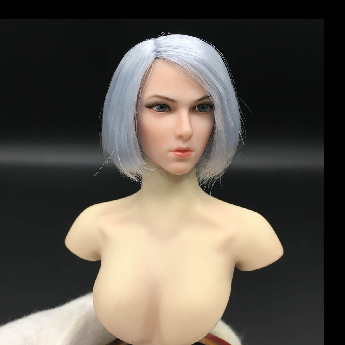 B12 1/6 フィギュア ヘッド 女性ヘッド 希少品 12インチドール 美少女