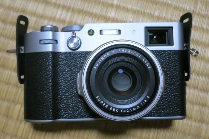 富士フイルム FUJIFILM X100Vシルバー(美品)