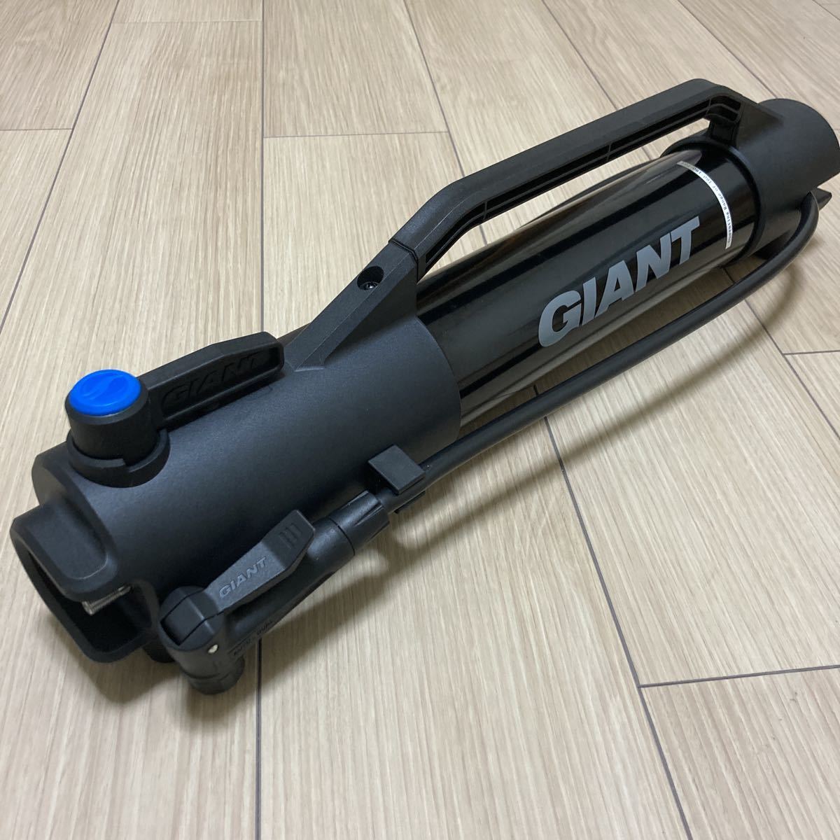 超激得，豊富な】 【超美品】GIANT CONTROL TANK ジャイアント 